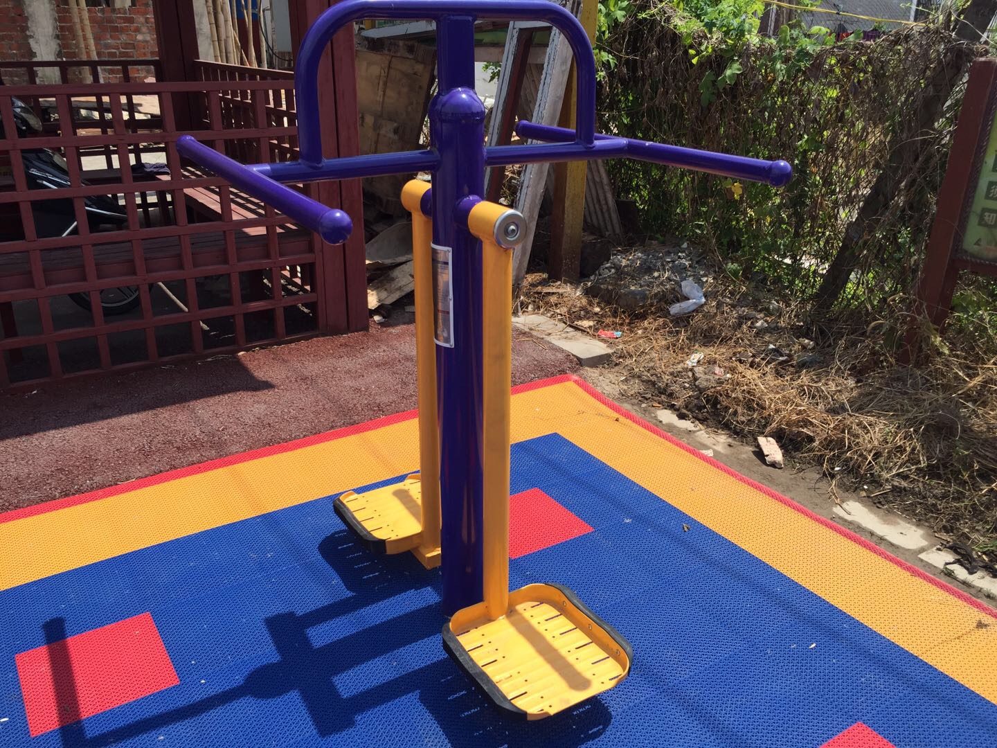 鐘擺器