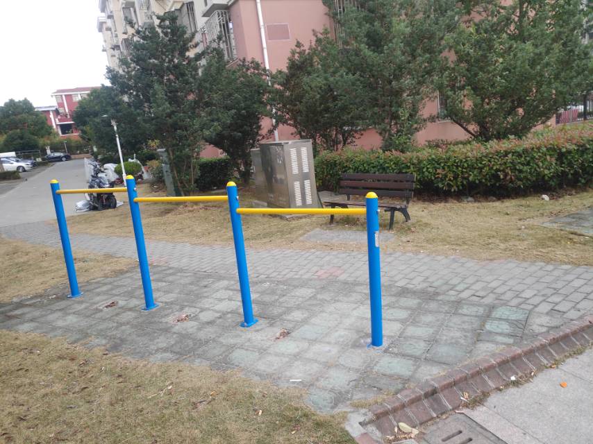 擱腿杠