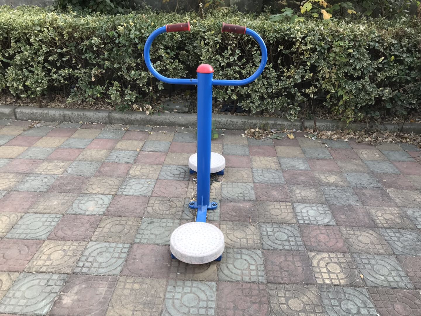 扭腰器