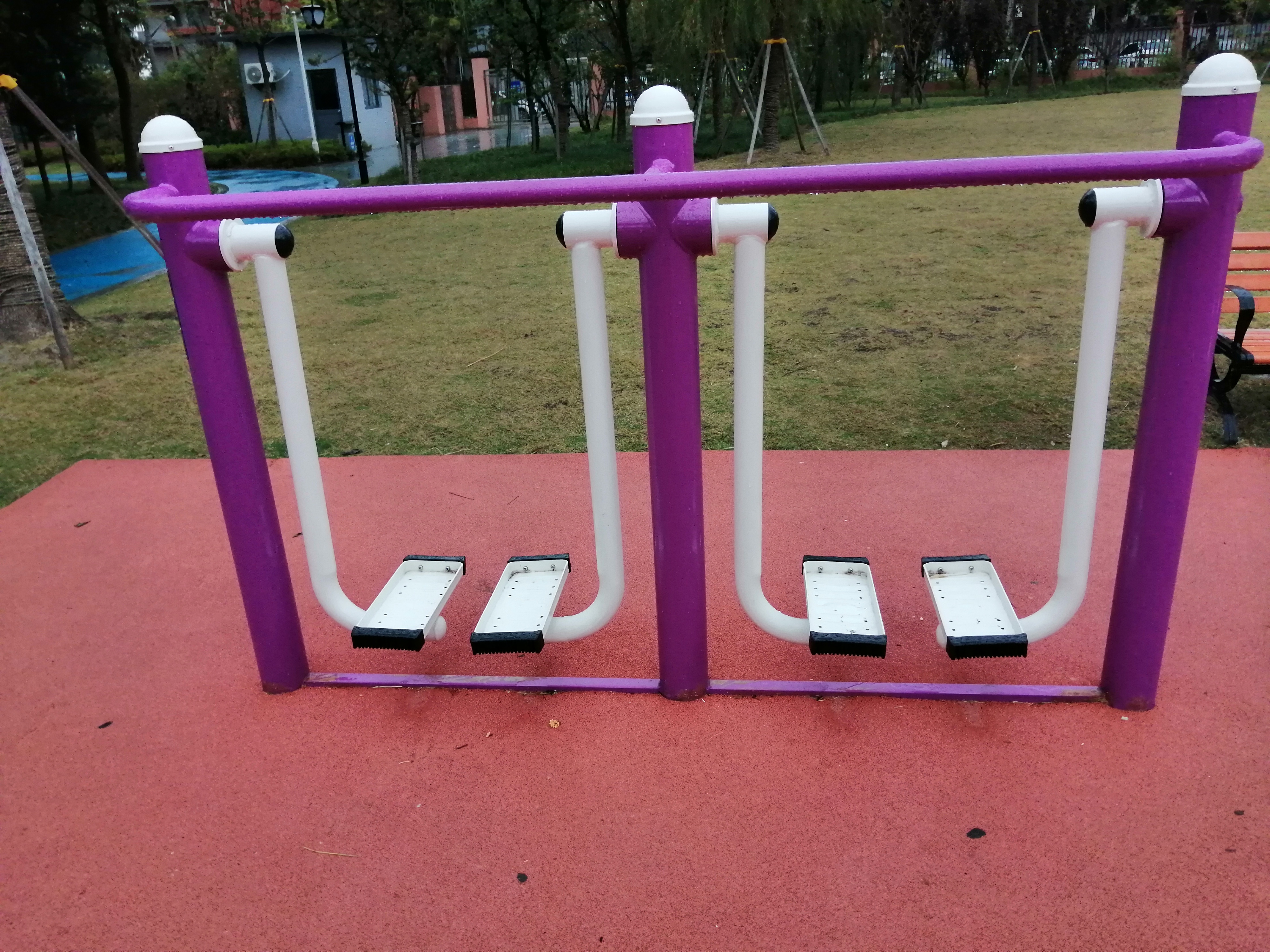 雙位漫步機