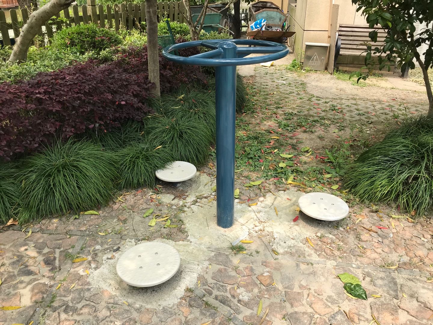 扭腰器