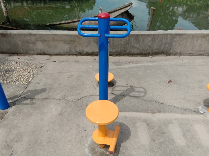 雙位扭腰器