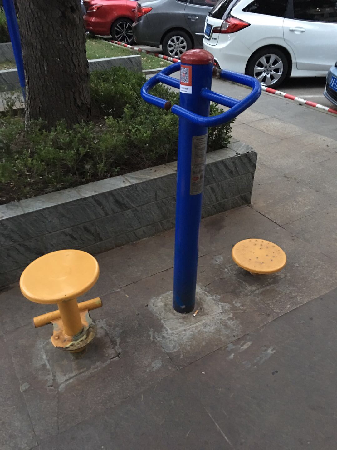 雙位扭腰器