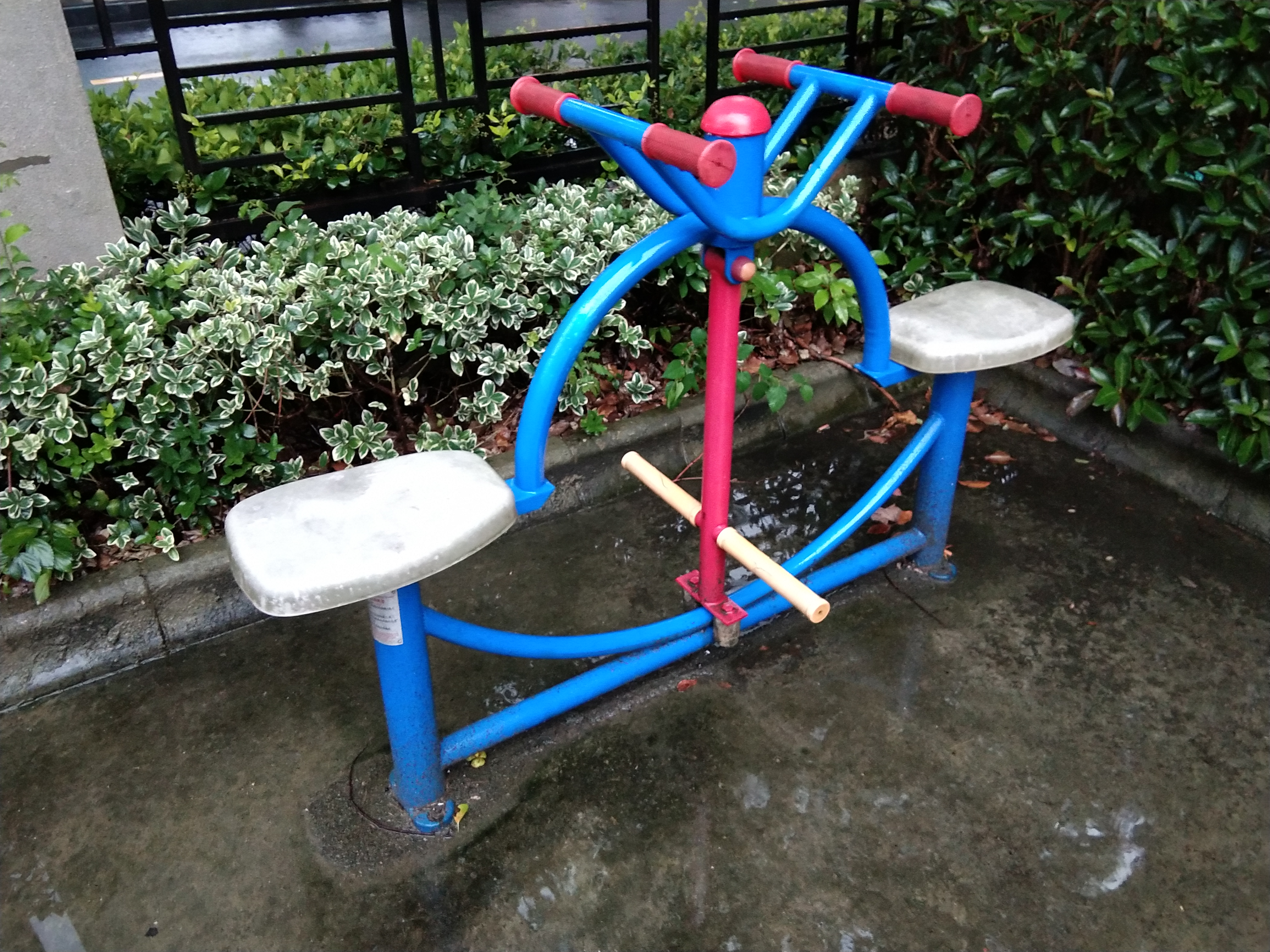 下肢鍛煉器