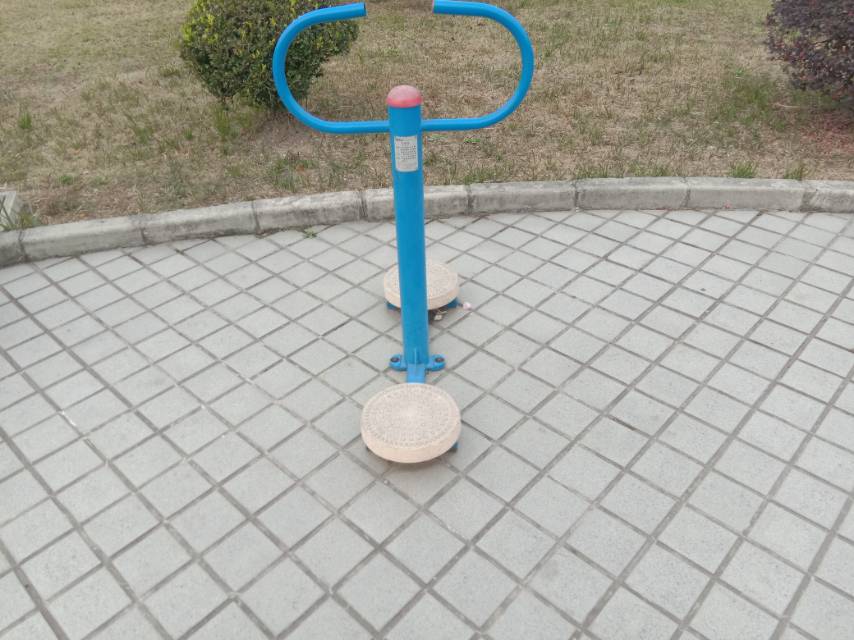 扭腰器