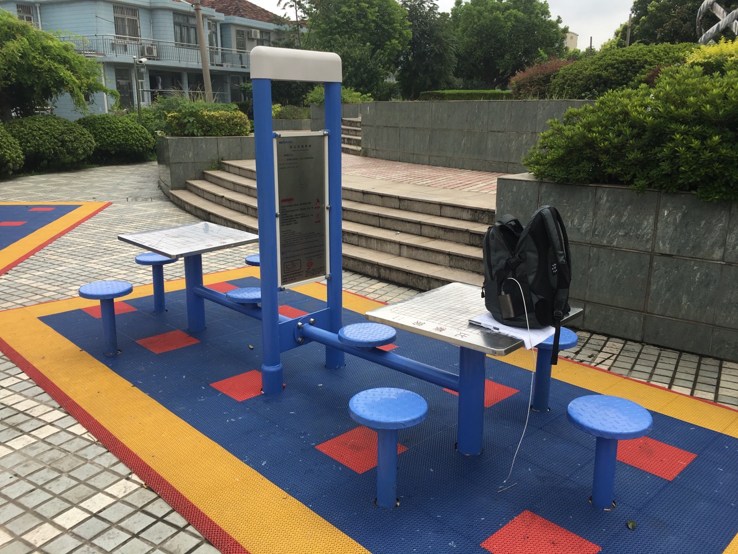 雙立柱棋牌桌