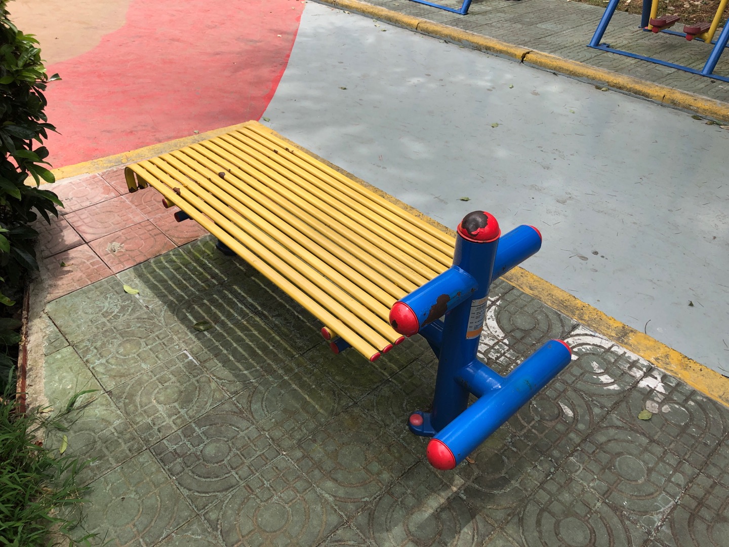 仰臥起坐板