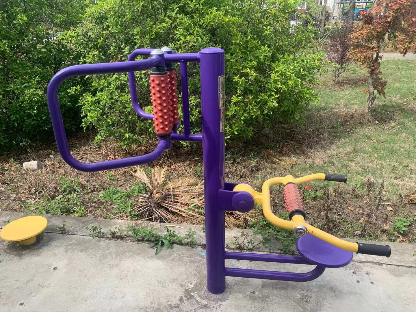 腰背按摩器