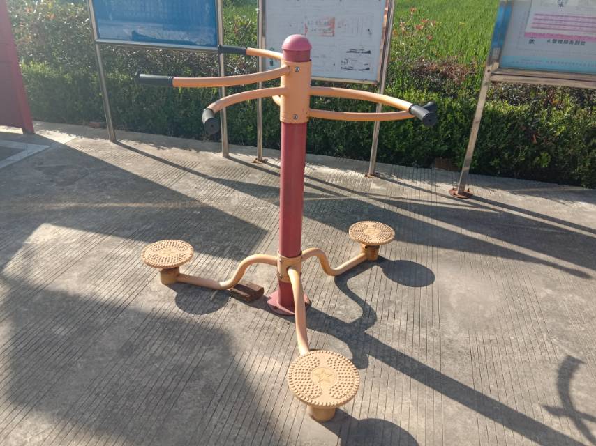 扭腰器