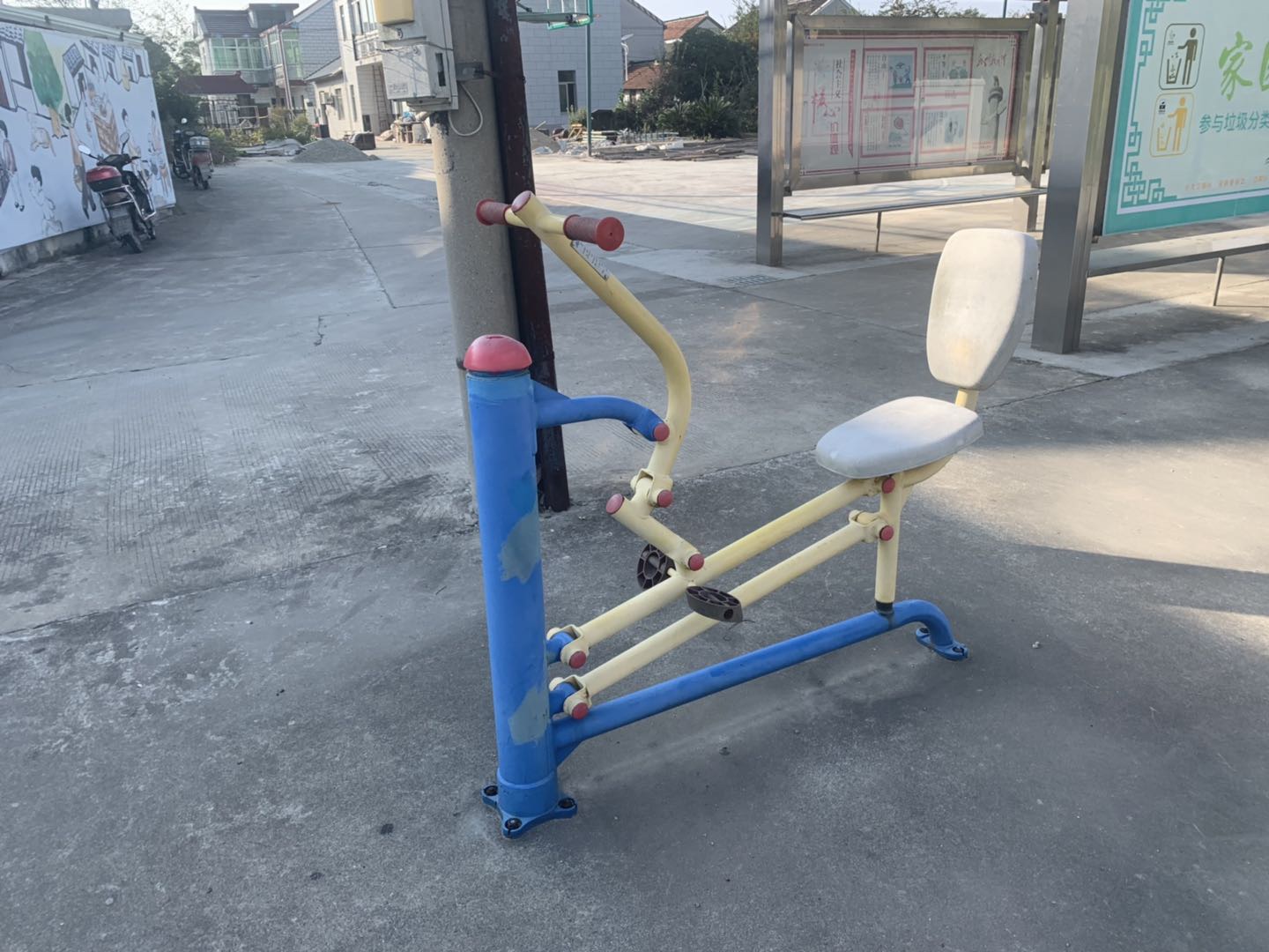 自重拉力器