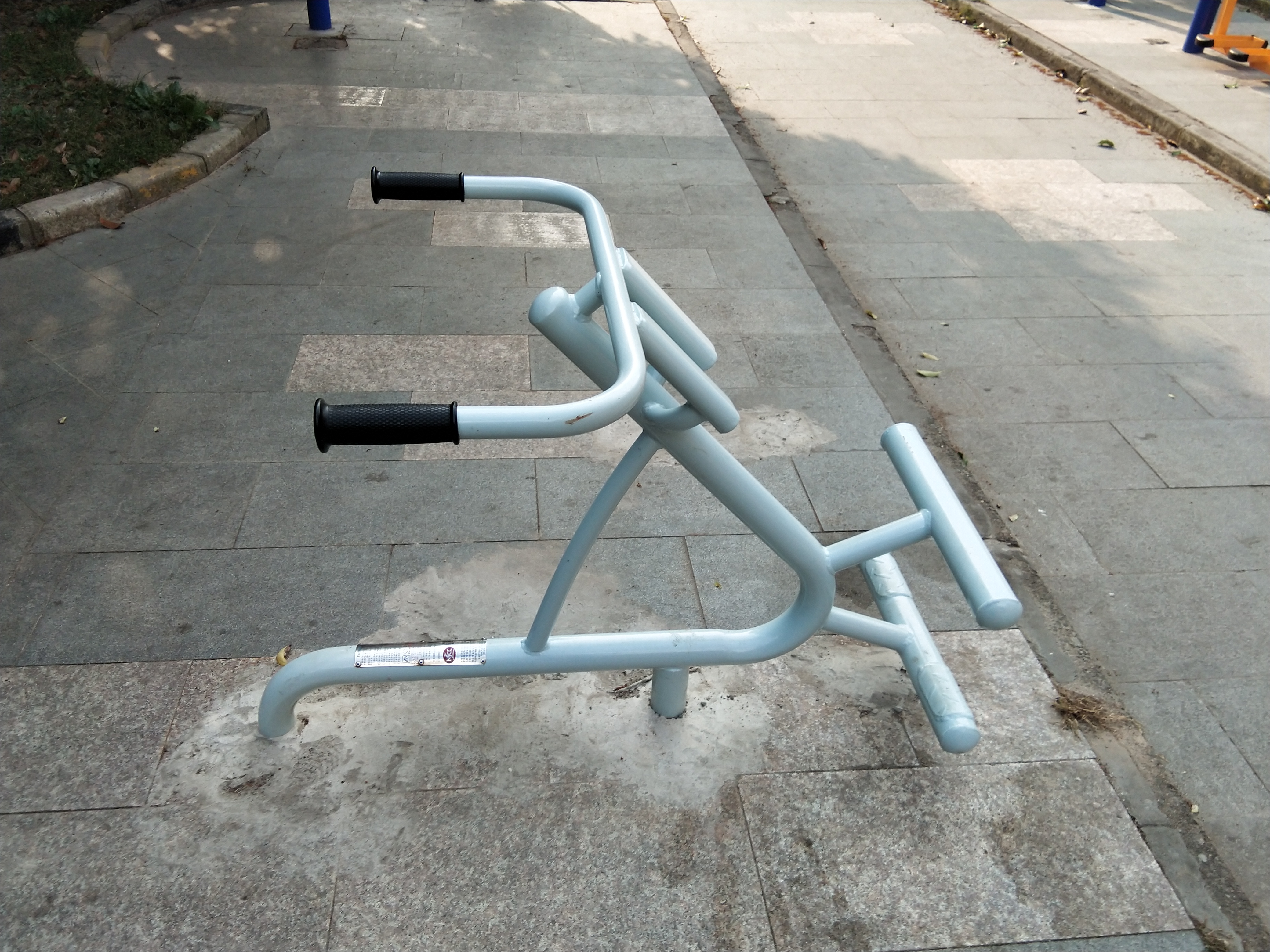 背肌訓練器