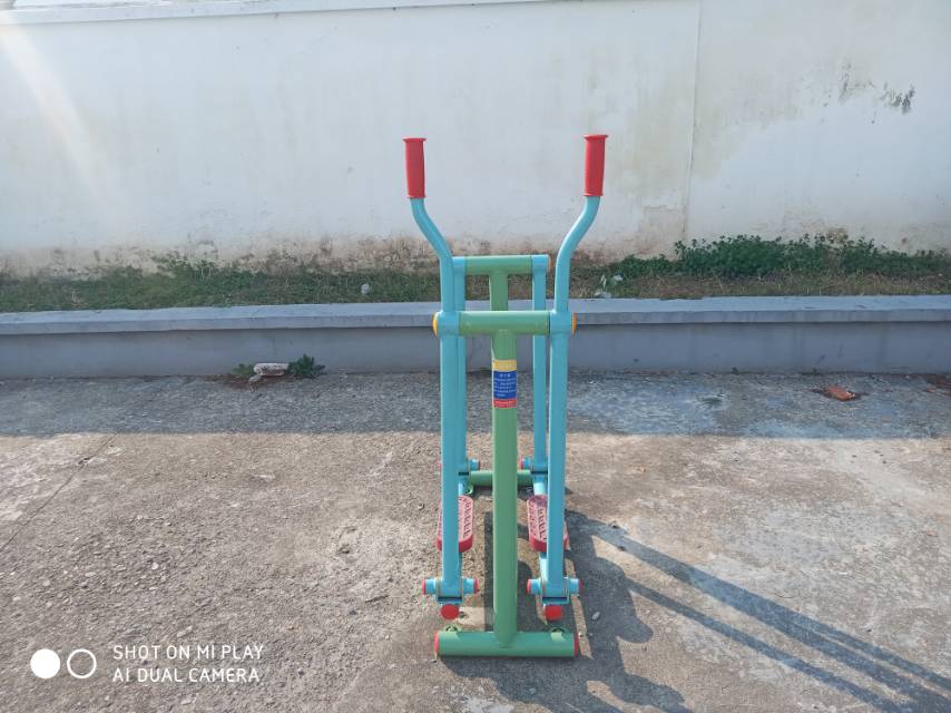滑行器