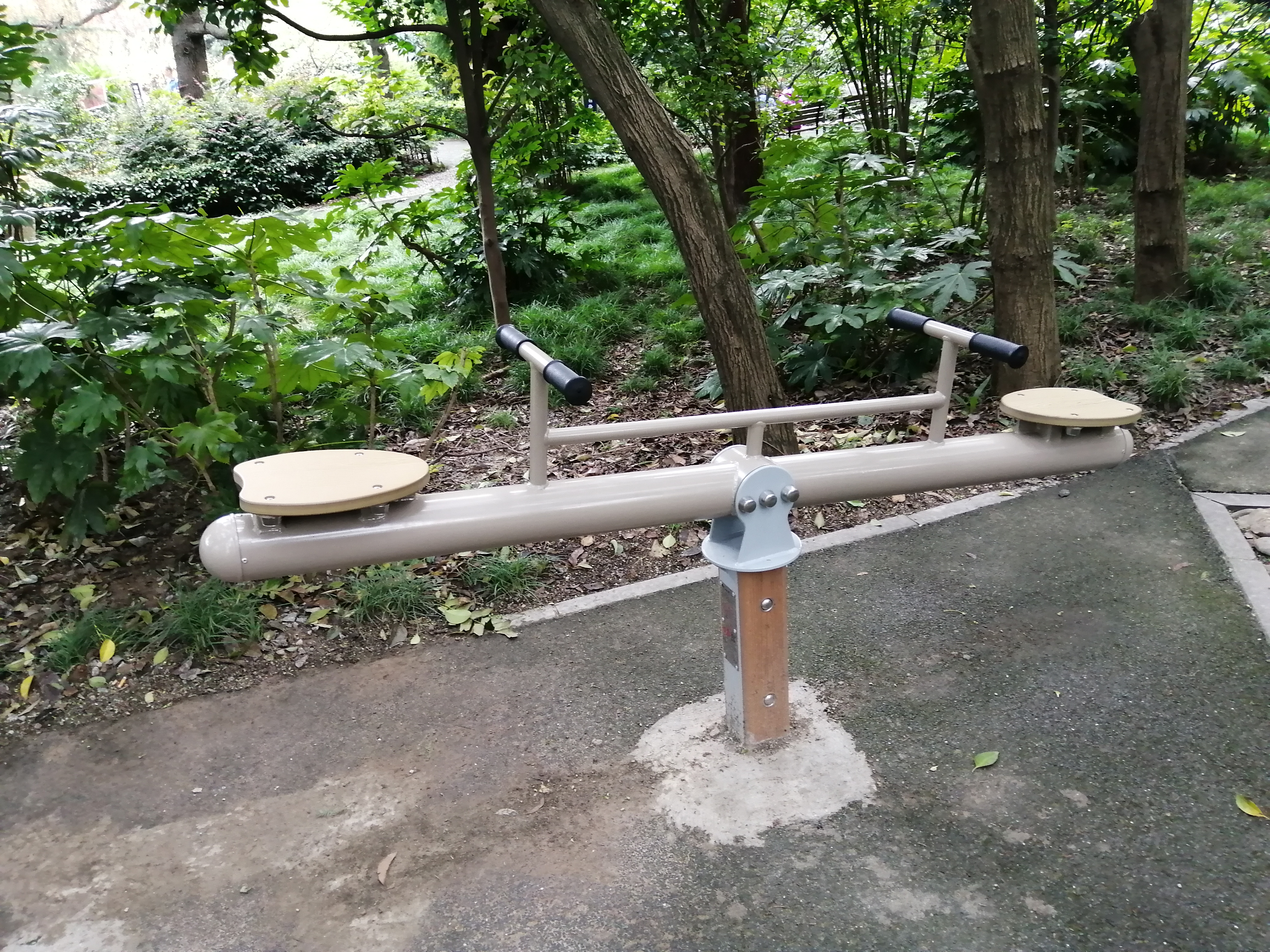 雙位蹺蹺板