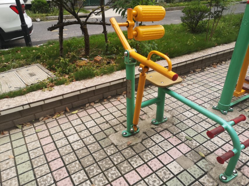 腹背鍛煉器