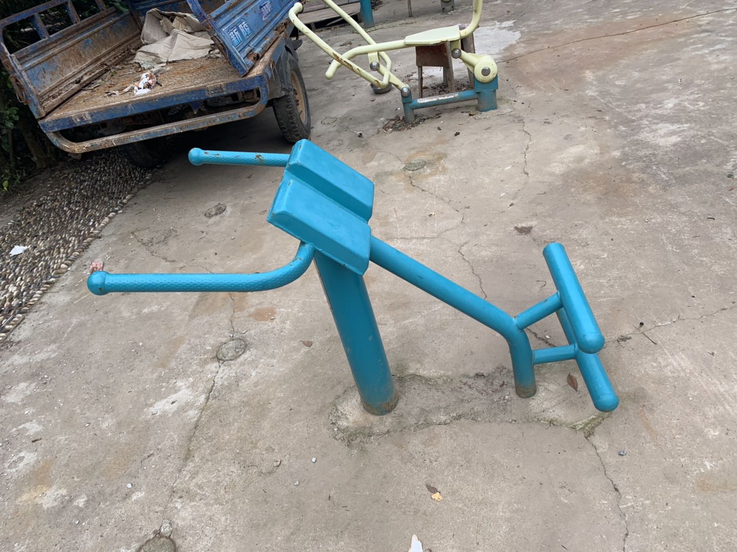 背肌訓練器