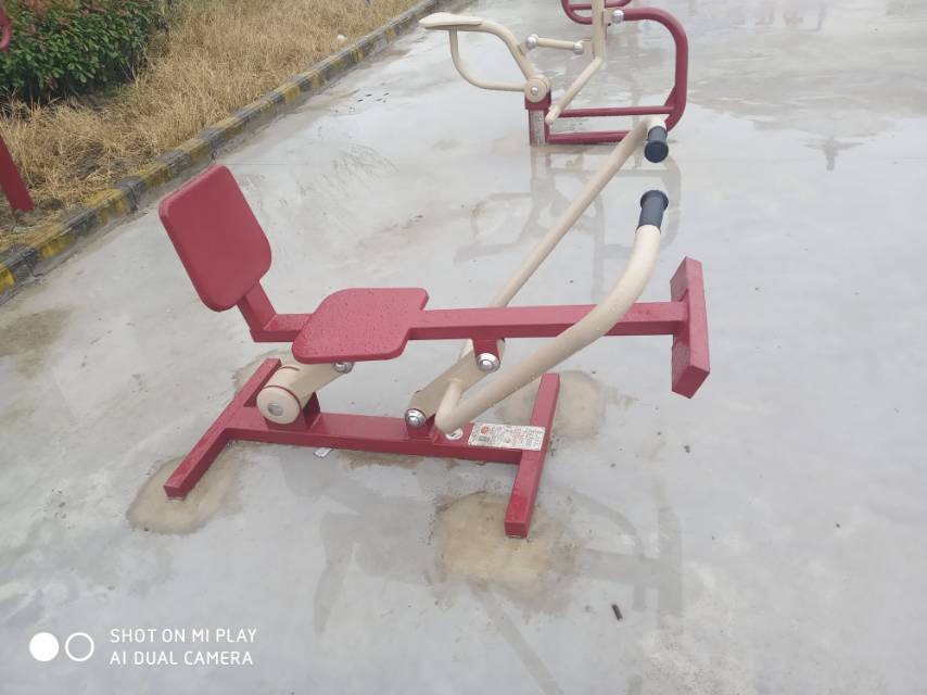 劃船器