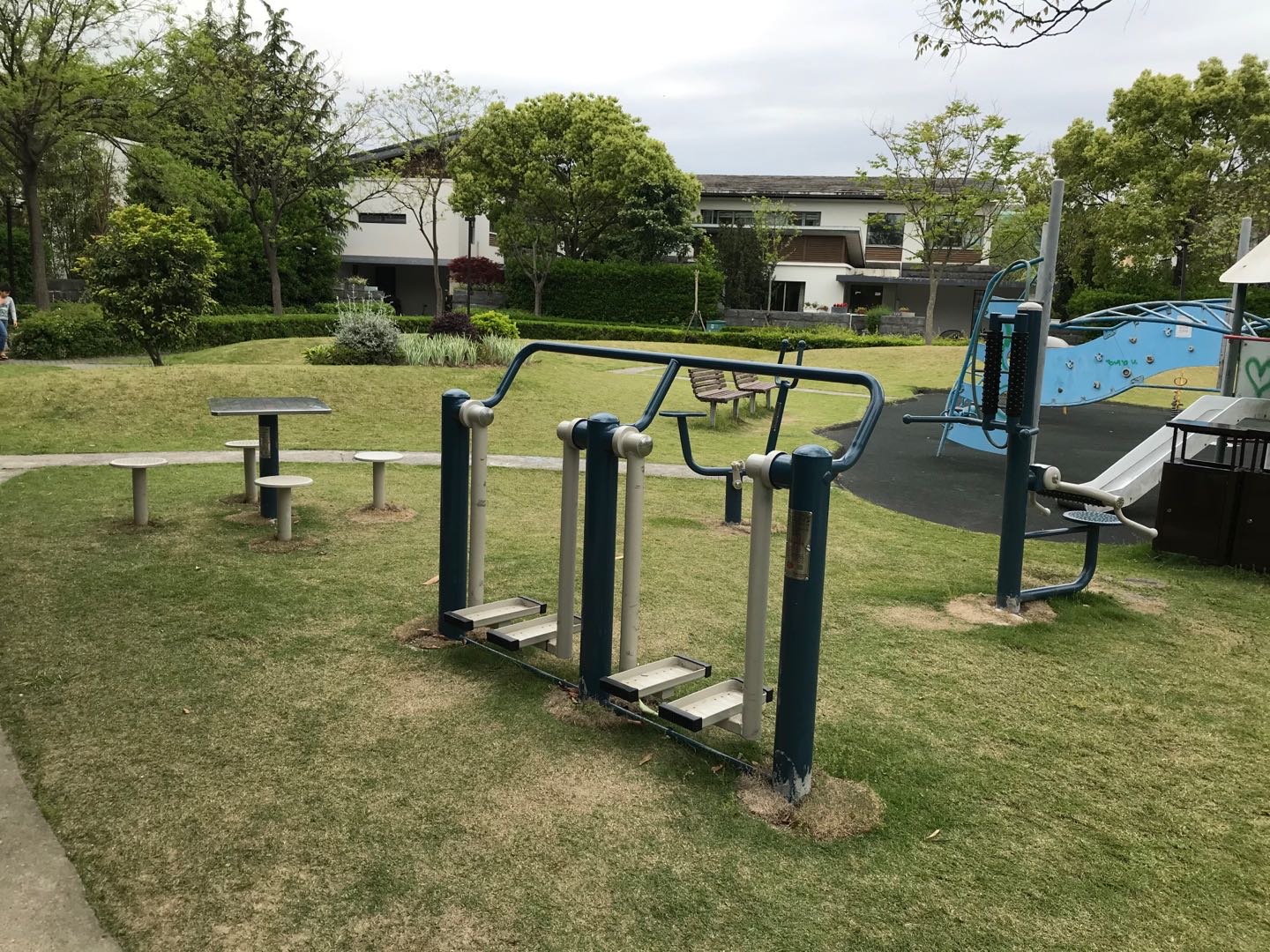 湖畔佳苑市民益智健身苑點