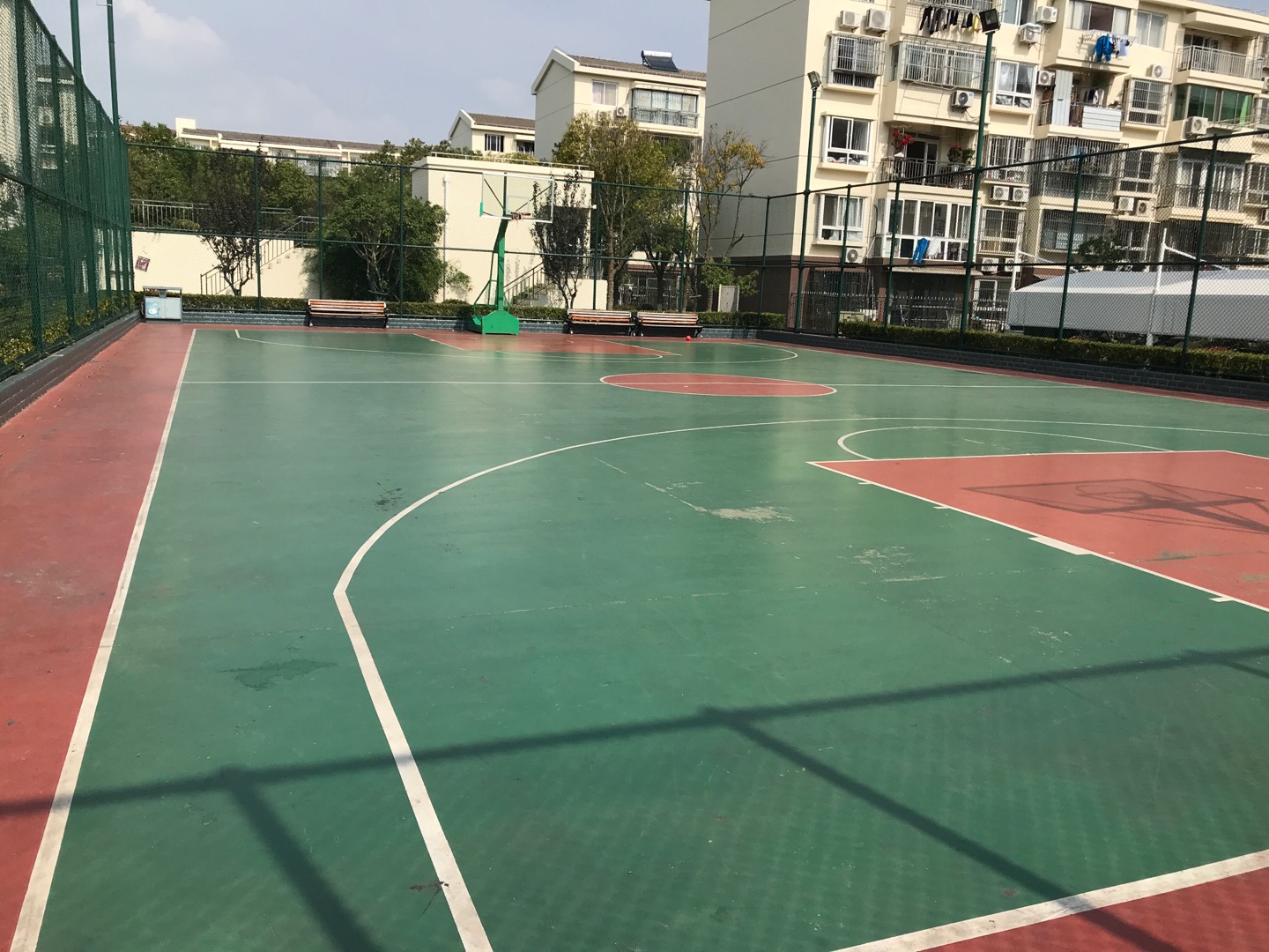 鳳凰居住區籃球場