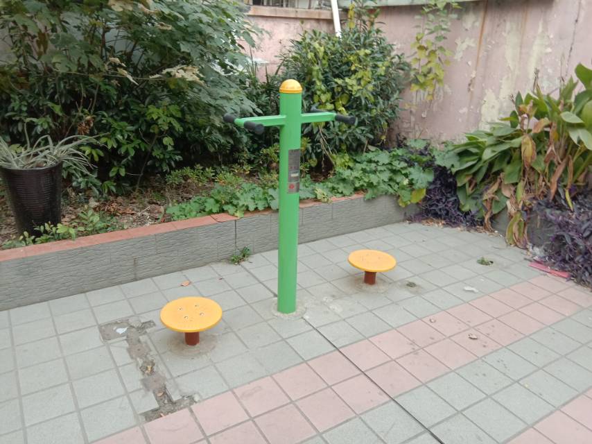 扭腰器