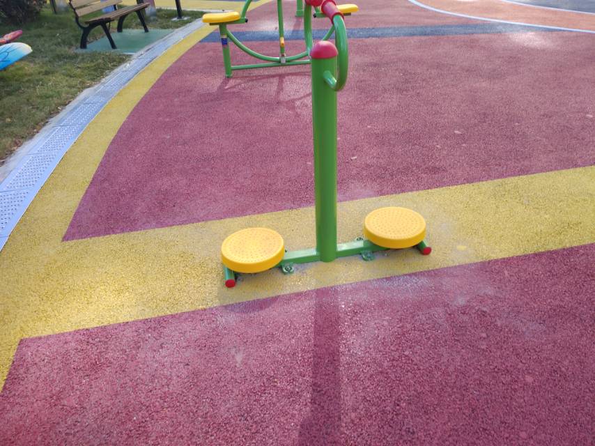 扭腰器