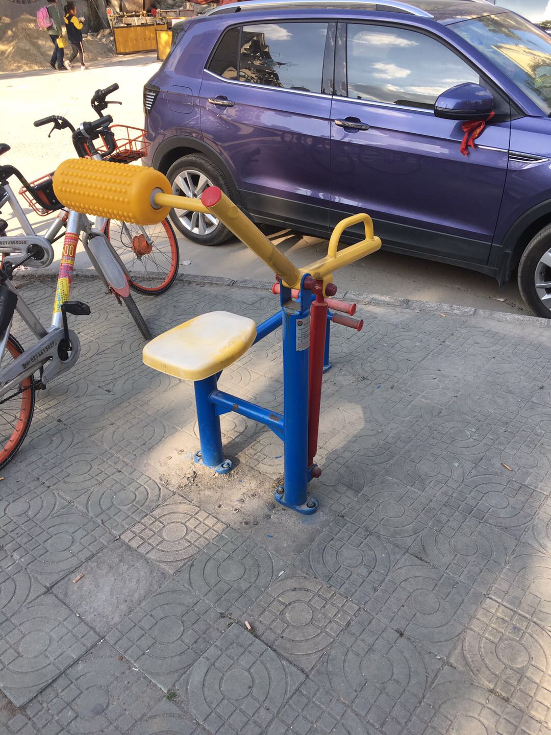 腹背鍛煉器