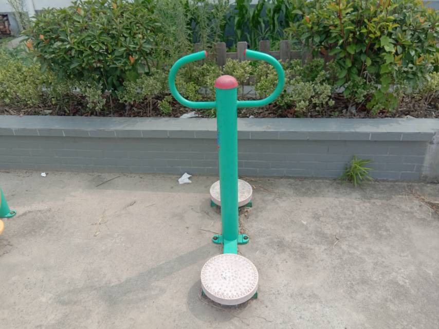 扭腰器