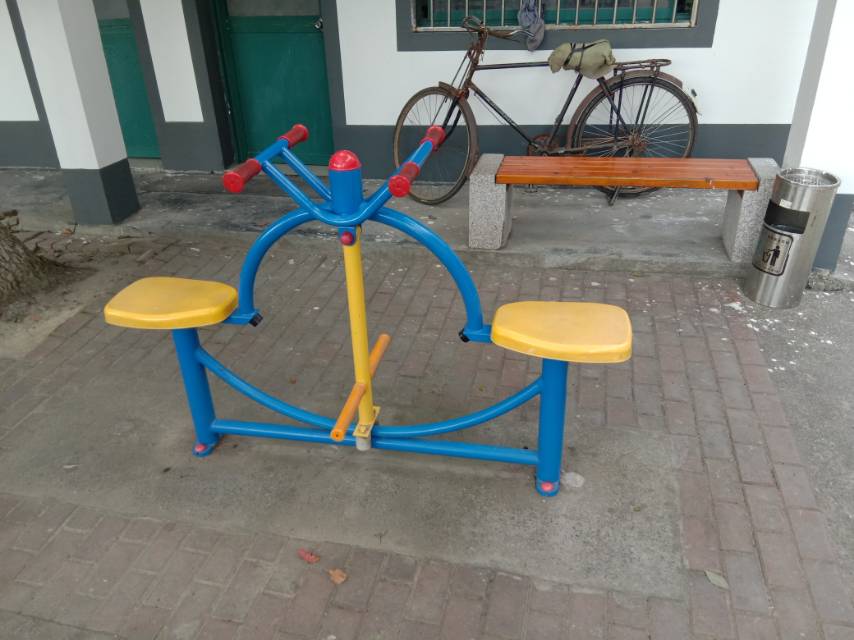 下肢康復器