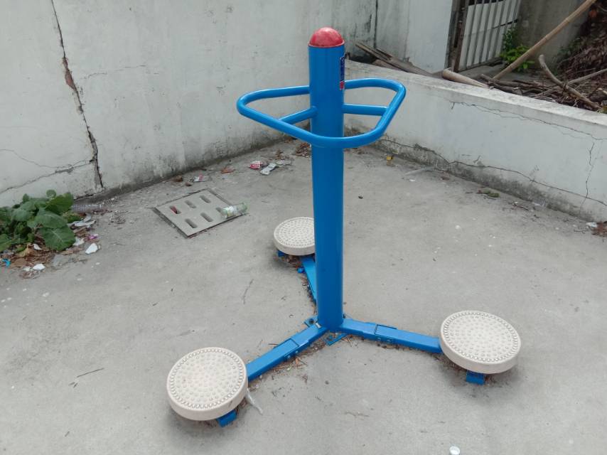 扭腰器