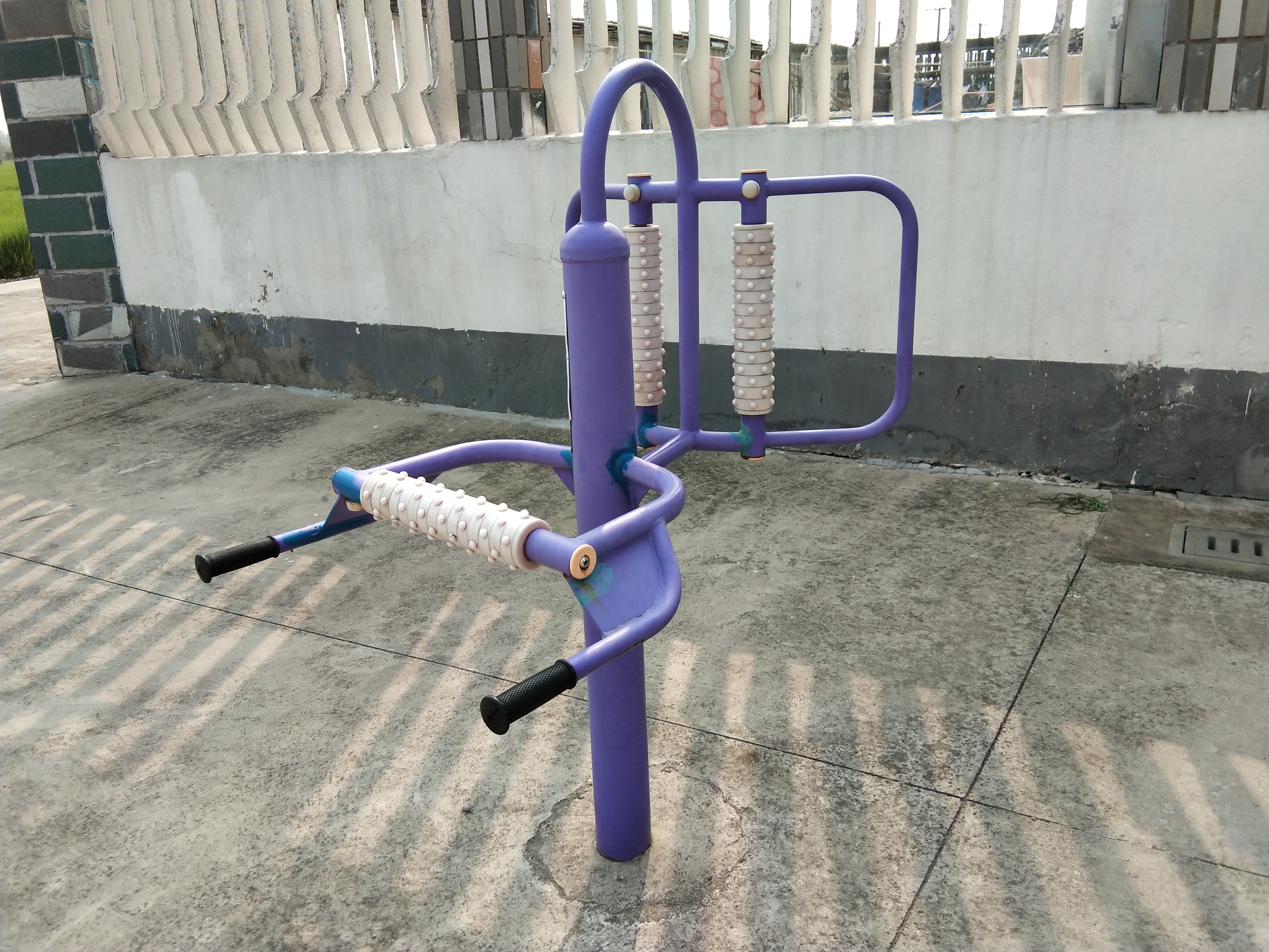 腰背按摩器