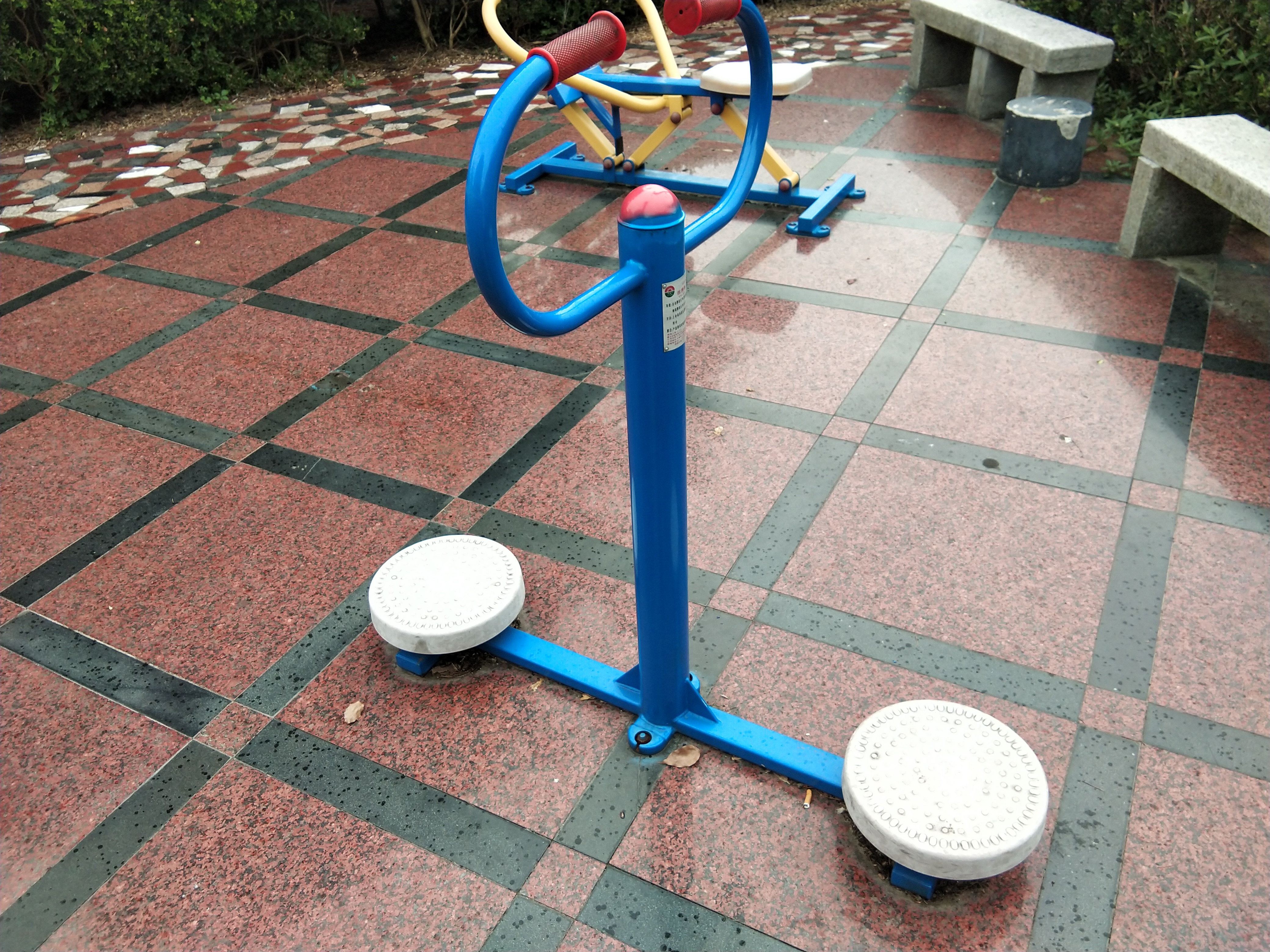 扭腰器