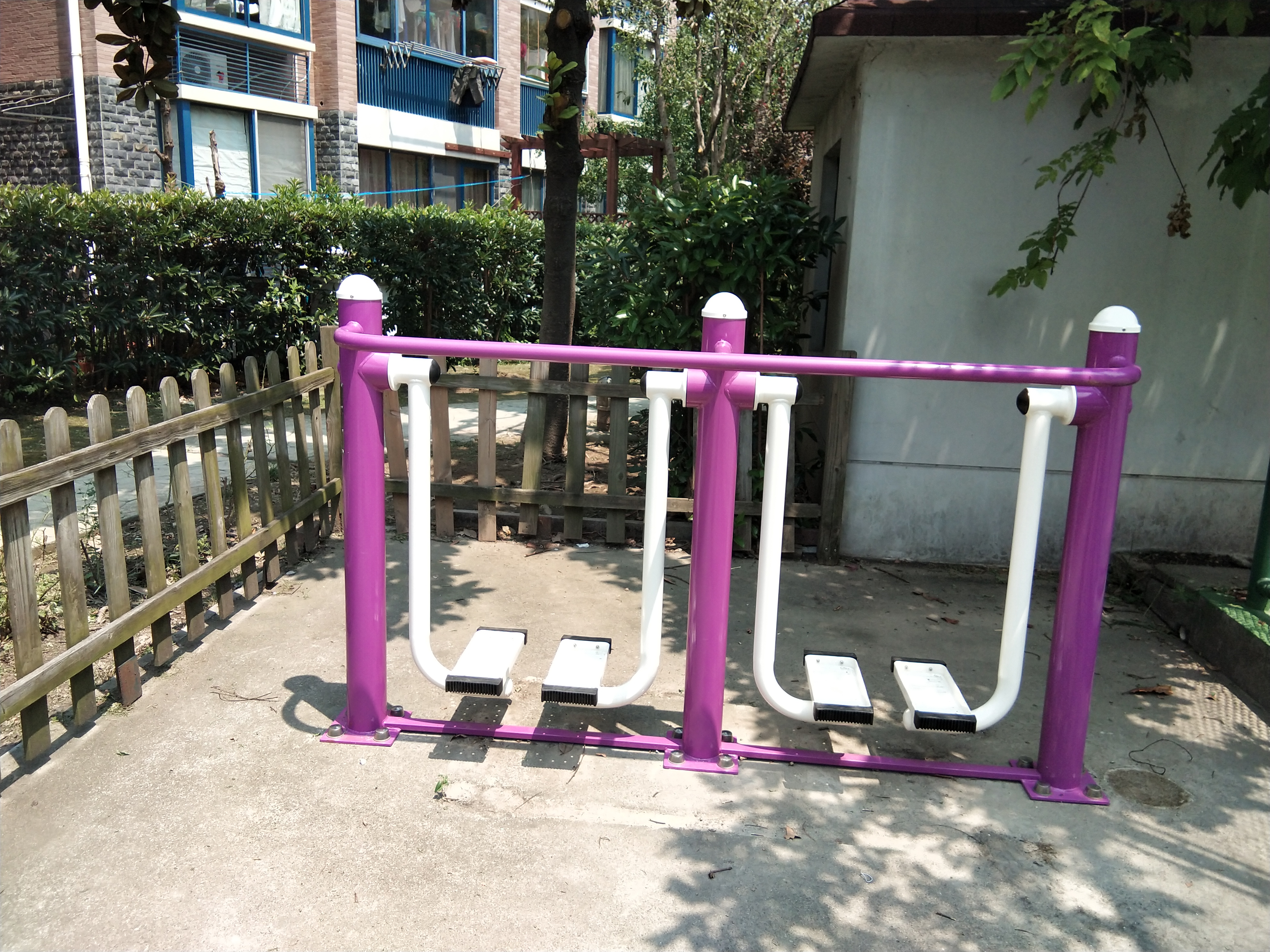雙位漫步機