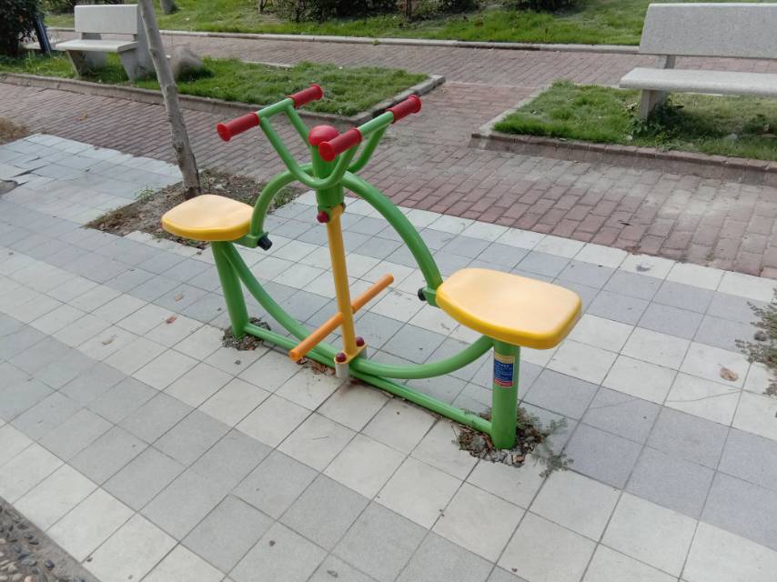 下肢康復器