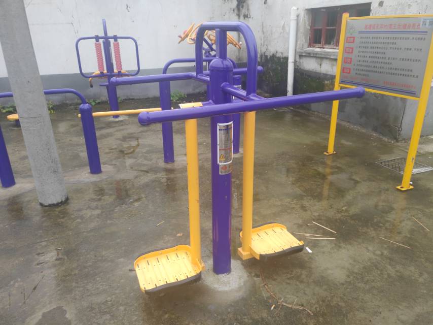 鐘擺器