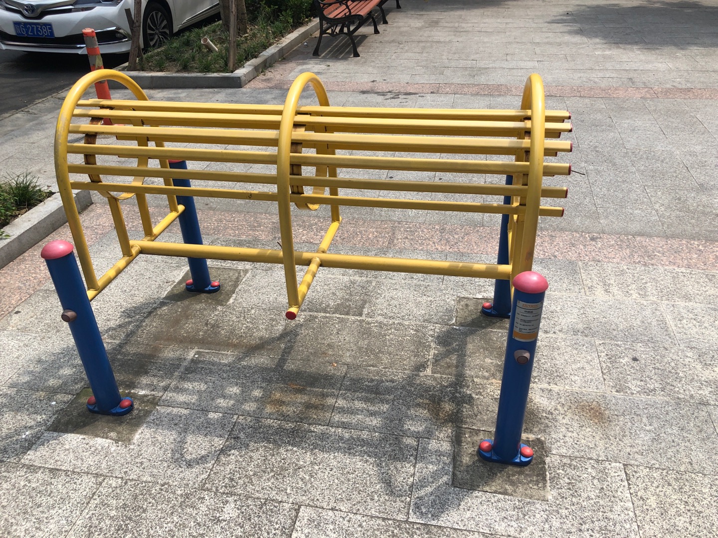 伸腰器