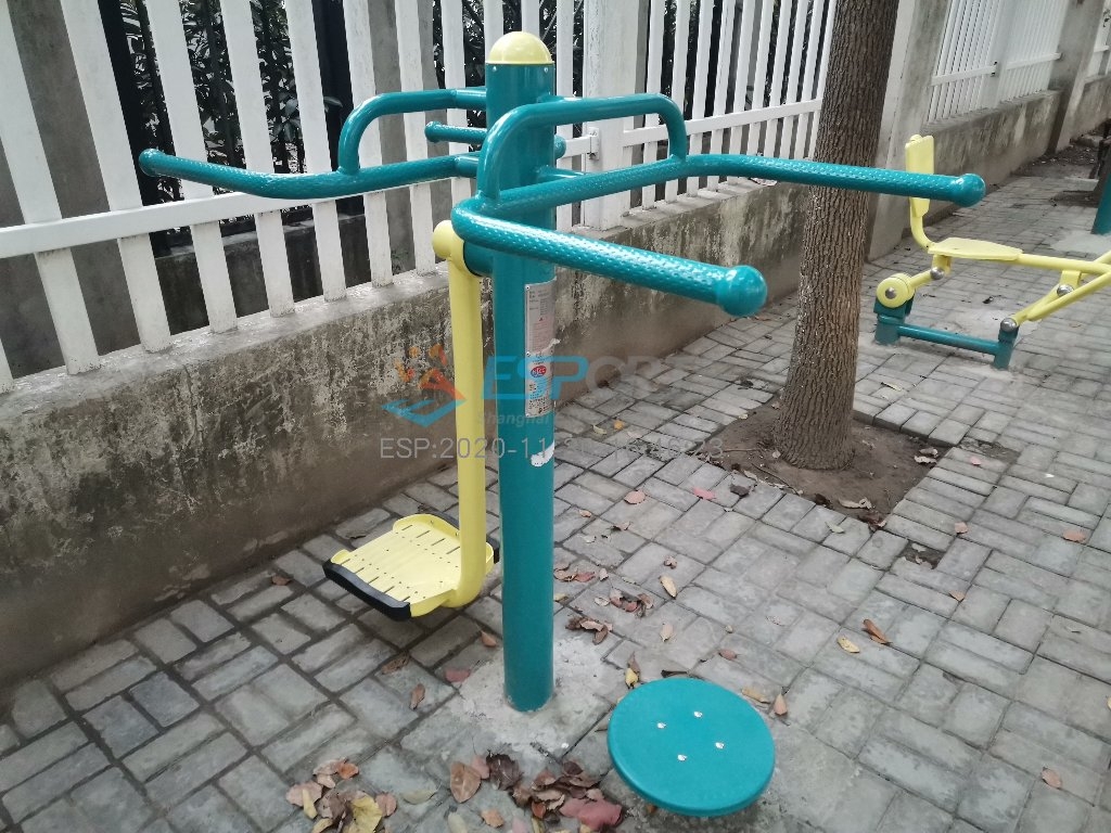 扭腰鐘擺器