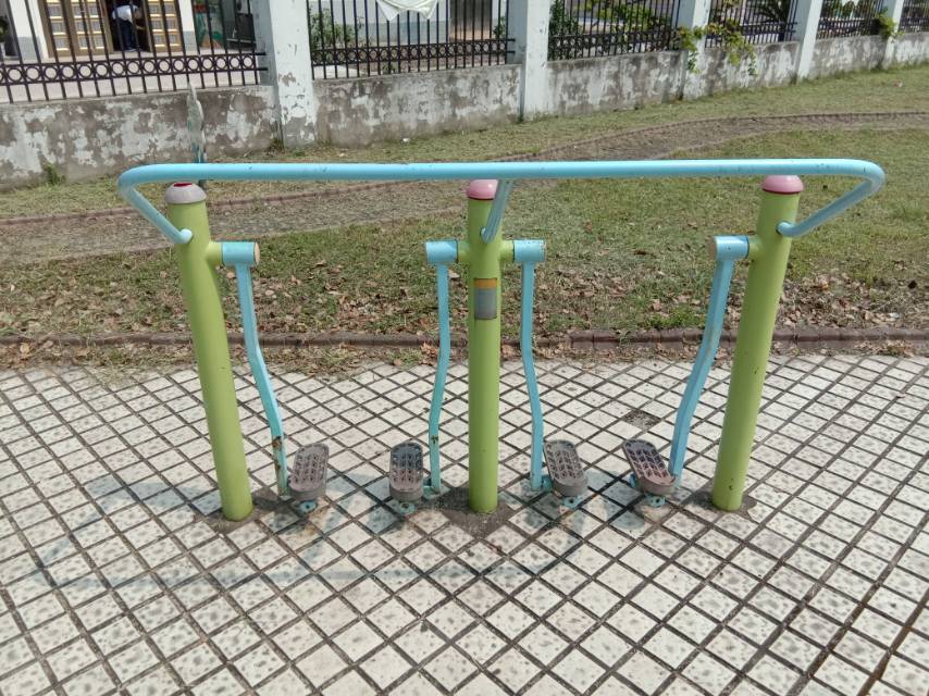 太空漫步器