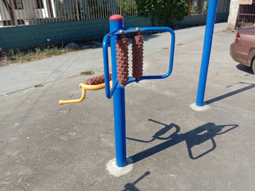 腰背按摩器