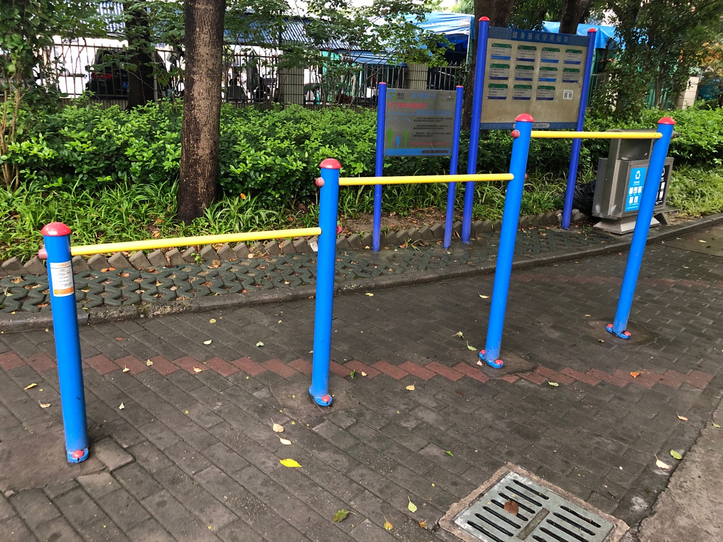 壓腿杠