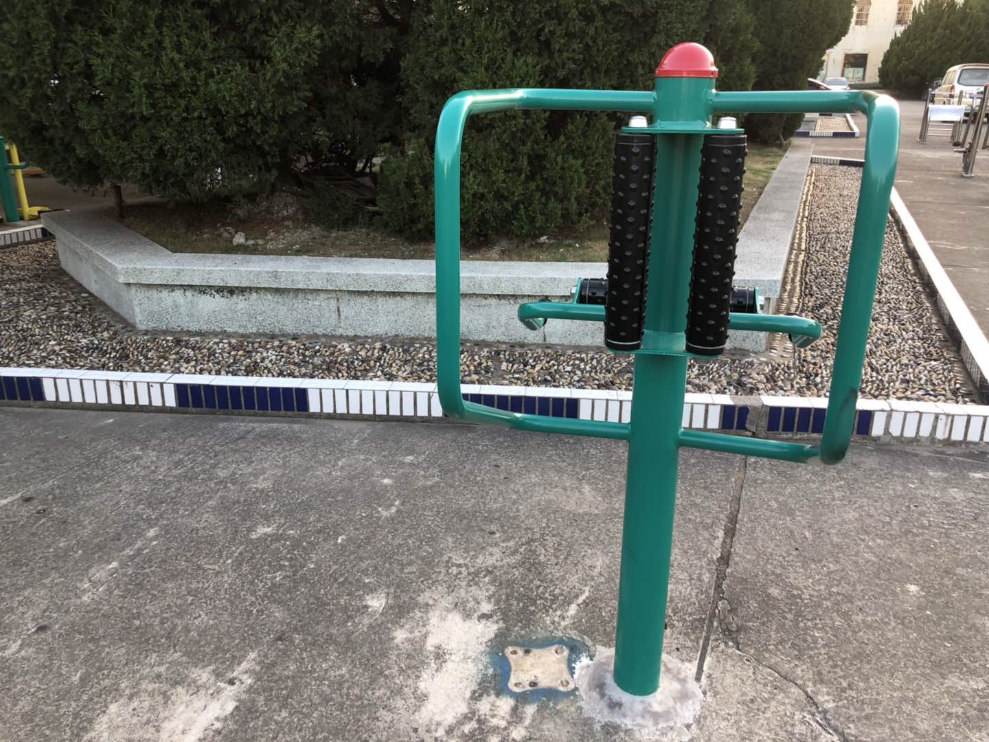 腰背按摩器