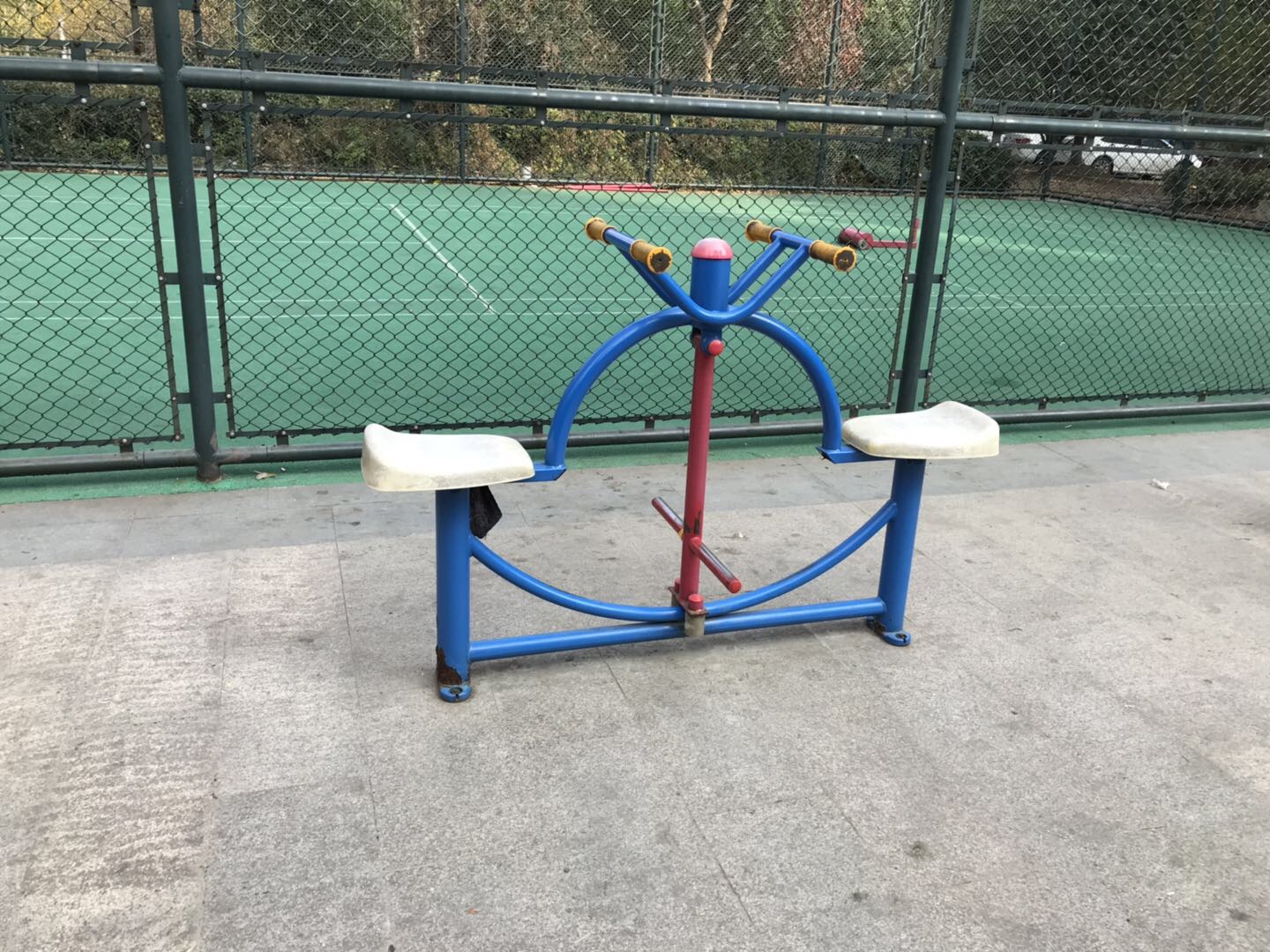 下肢鍛煉器
