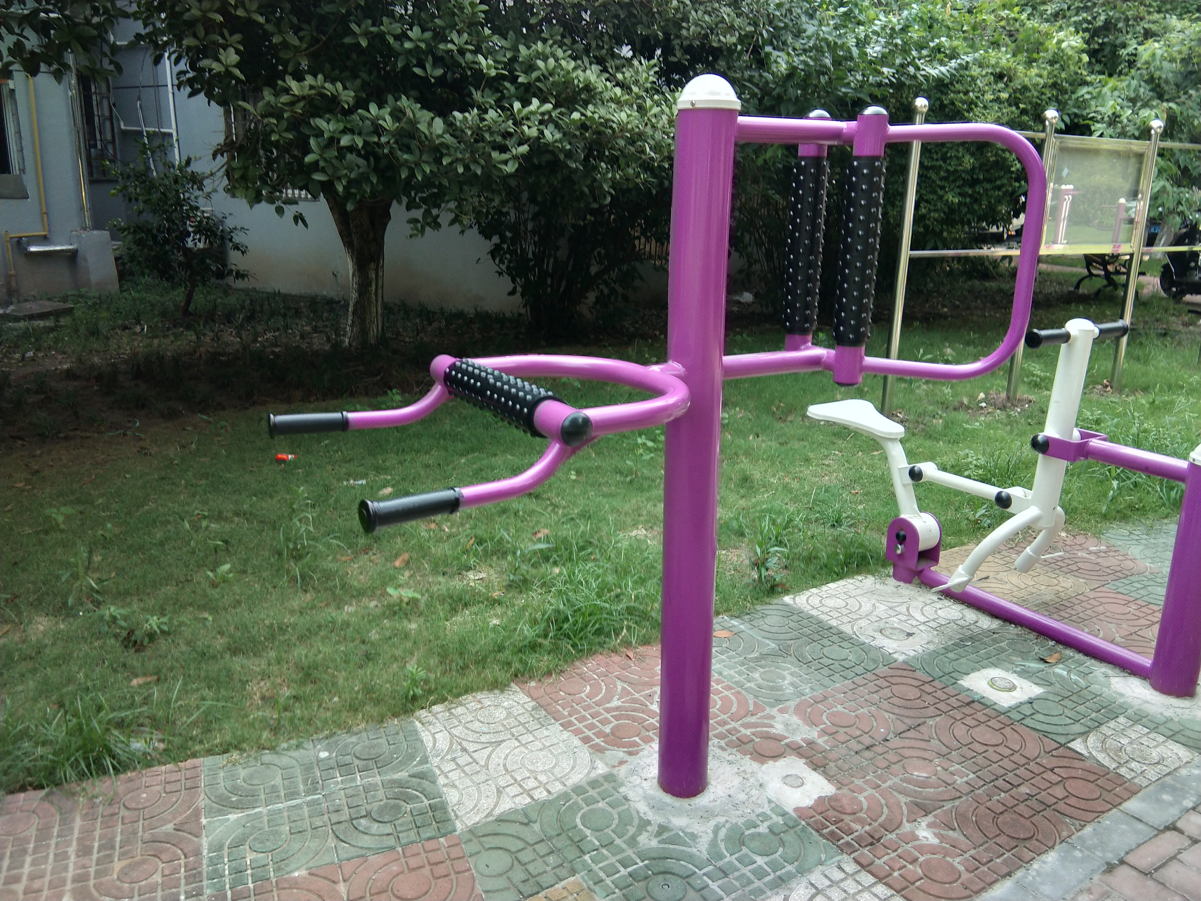 腰背按摩器