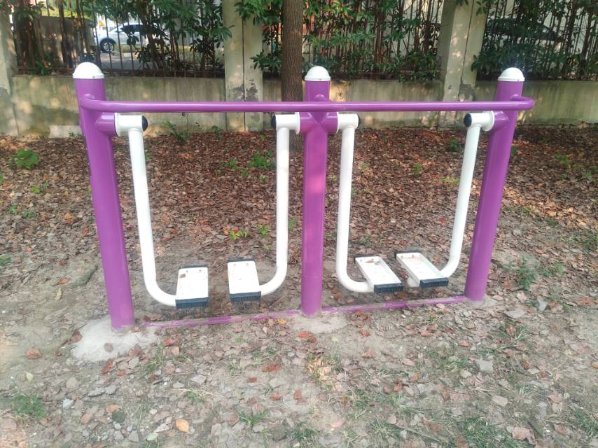 雙位漫步機
