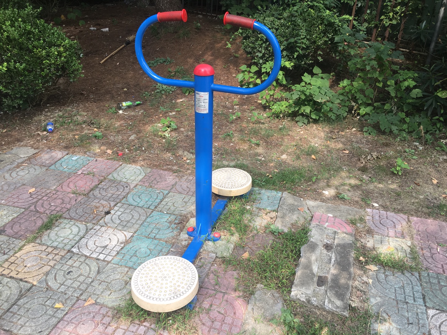 扭腰器