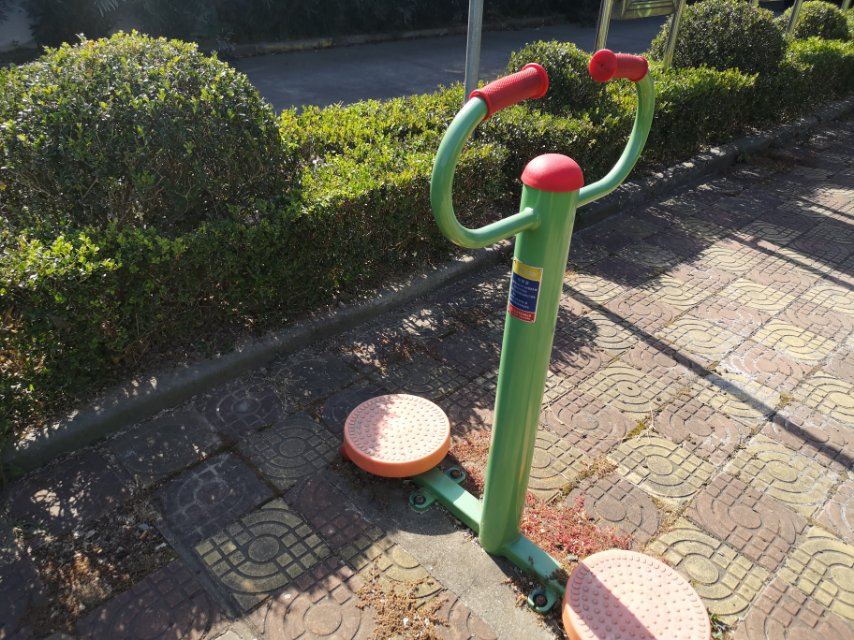 扭腰器