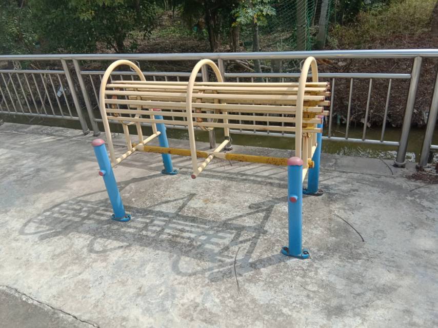 伸腰器