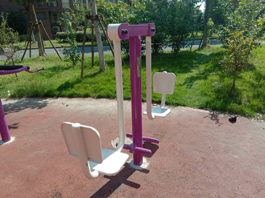 二位蹬力器