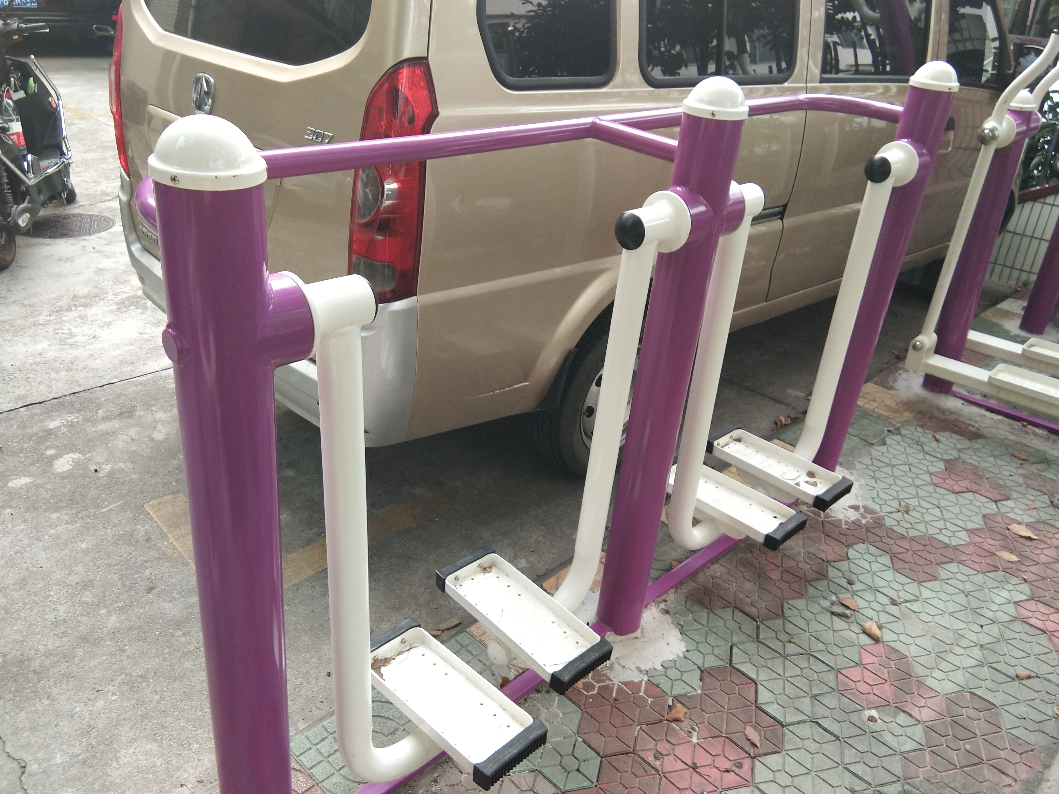 雙位漫步機