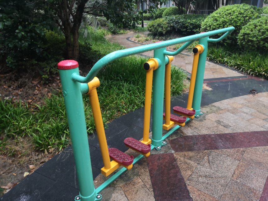 兩聯漫步機