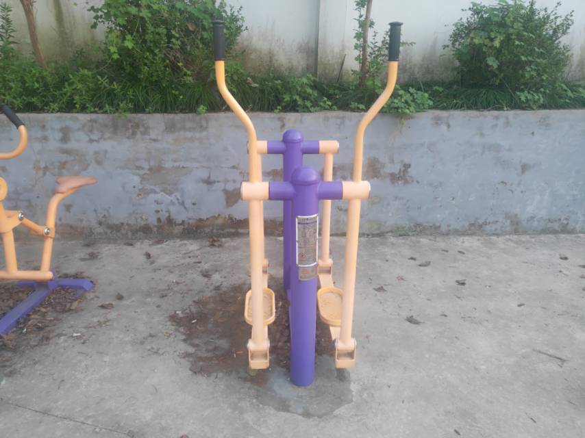 橢圓跑步機