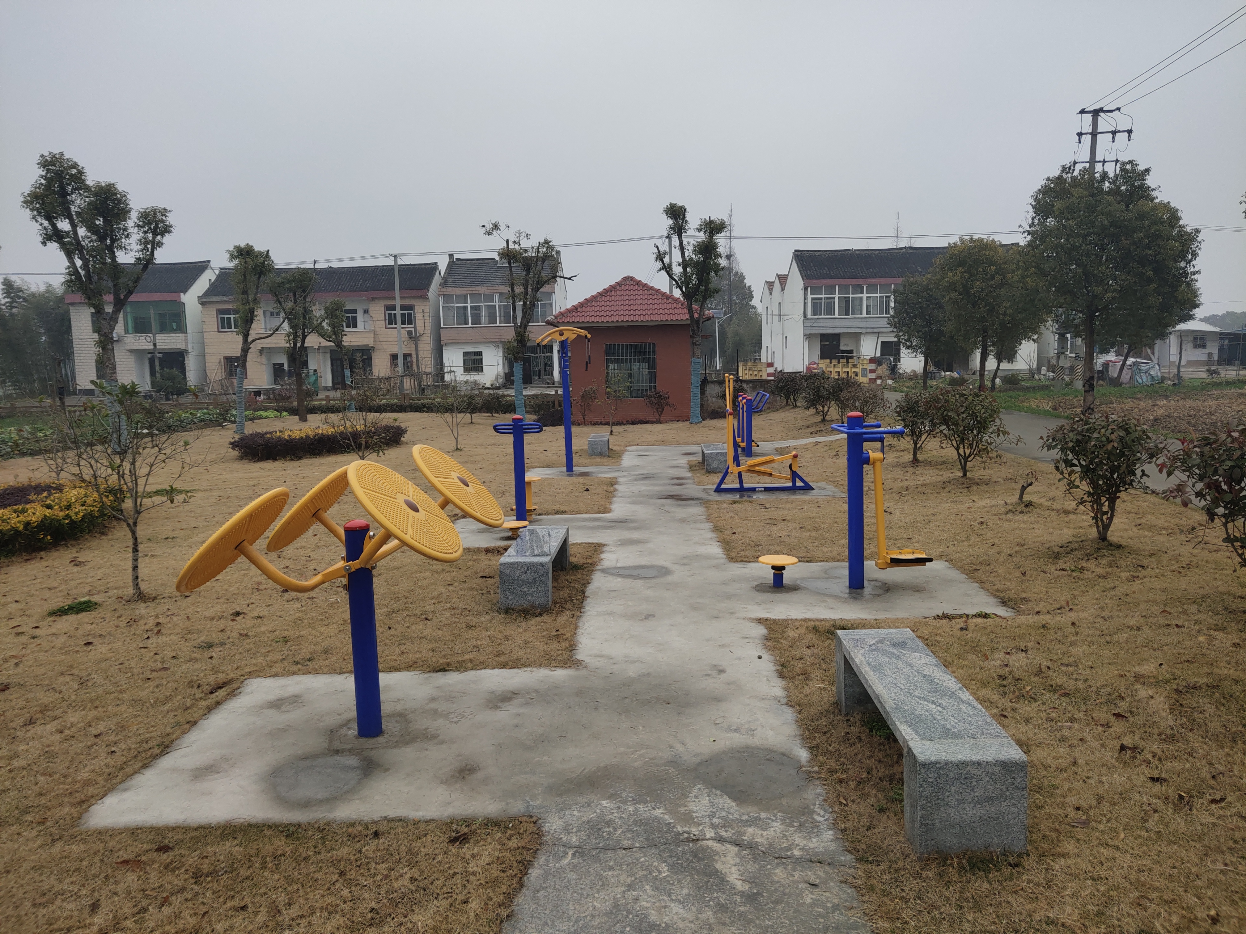 曙光村8隊健身點